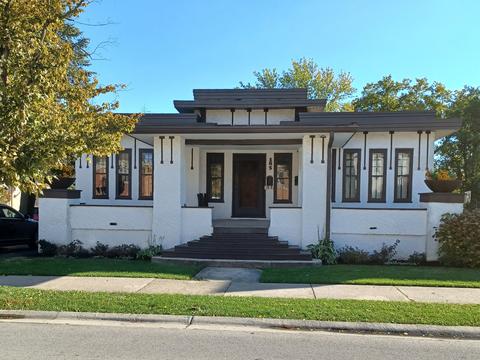 185 E Quincy St, Riverside, IL 60546 photo 1