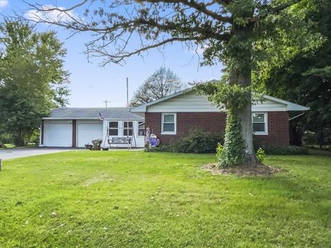 205 Stone Ave, Watseka, IL 60970
