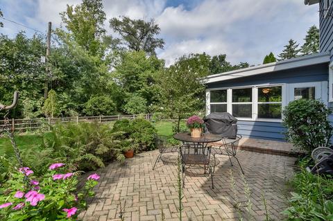 1247 Golf Cir, Wheaton, IL 60189 photo 17