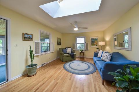 1247 Golf Cir, Wheaton, IL 60189 photo 7