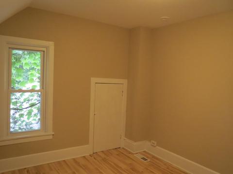 304 Walnut Ave, Elgin, IL 60123 photo 12