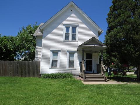 304 Walnut Ave, Elgin, IL 60123 photo 1