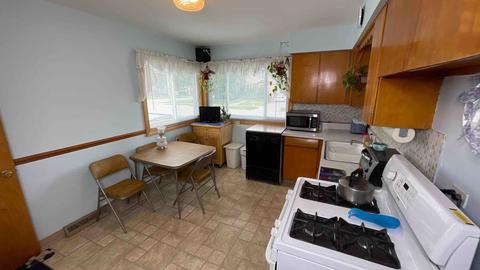 5747 W Hawthorne Ave, Berkeley, IL 60163 photo 5