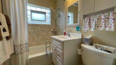 5747 W Hawthorne Ave, Berkeley, IL 60163 photo 7