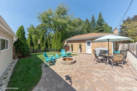 1665 Ash St, Des Plaines, IL 60018 photo 17