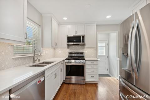 1665 Ash St, Des Plaines, IL 60018 photo 5