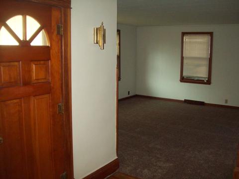 103 Red Oak Rd, Walnut, IL 61376 photo 4
