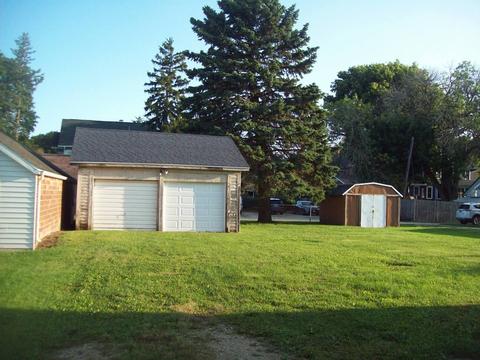 103 Red Oak Rd, Walnut, IL 61376 photo 2