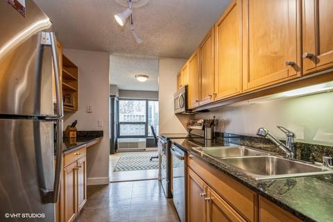 30 E Huron St #1502, Chicago, IL 60611 photo 6