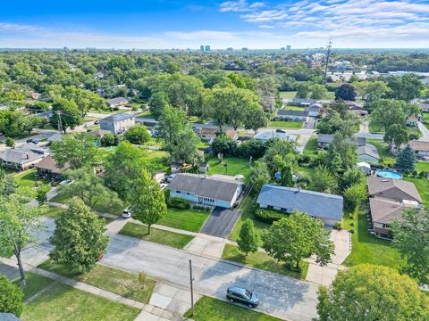 115 Pleasant St, Hoffman Estates, IL 60169 photo 32