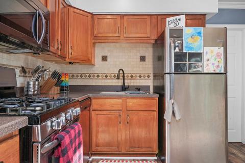 115 Pleasant St, Hoffman Estates, IL 60169 photo 17