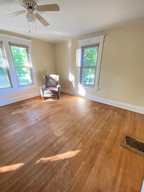 423 E 4th St, Dixon, IL 61021 photo 6