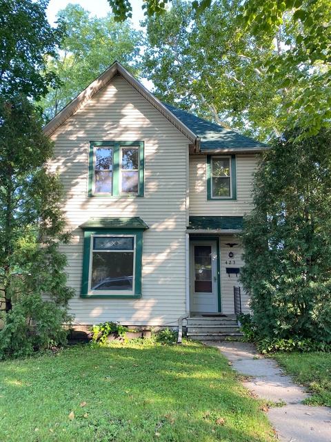 423 E 4th St, Dixon, IL 61021 photo 1