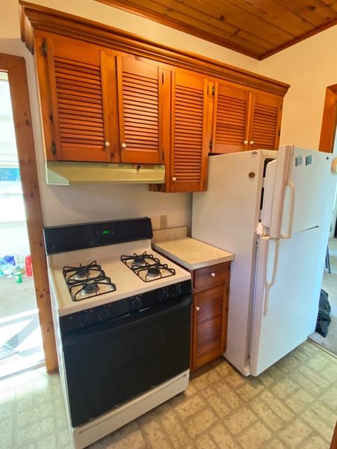 423 E 4th St, Dixon, IL 61021 photo 3