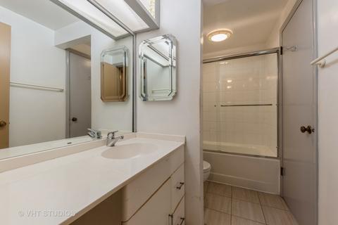 793 Lakeside Circle Dr, Wheeling, IL 60090 photo 10