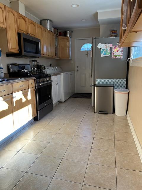 267 E Wayne Pl, Wheeling, IL 60090 photo 16