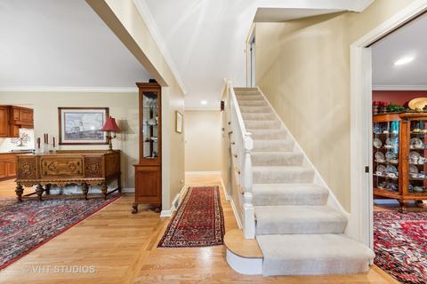 1257 Golf Cir, Wheaton, IL 60189 photo 10