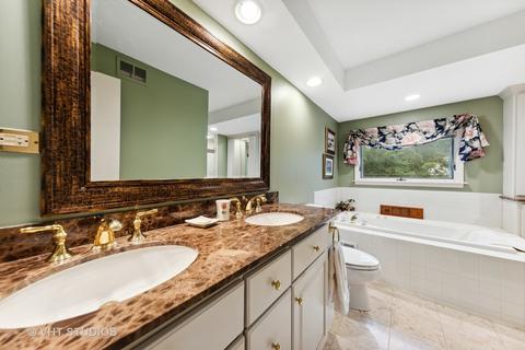 1257 Golf Cir, Wheaton, IL 60189 photo 14
