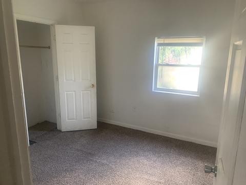 232 N Evergreen Ave, Kankakee, IL 60901 photo 2