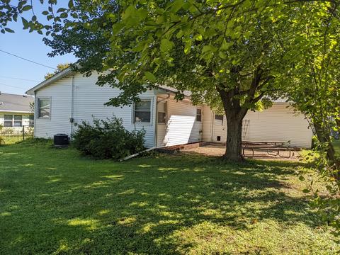 1446 S Demeter Dr, Freeport, IL 61032 photo 16