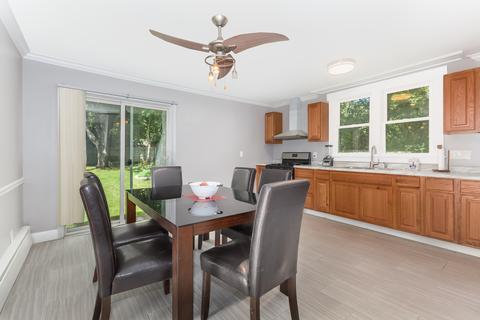 1214 N Harrison St, Algonquin, IL 60102 photo 3