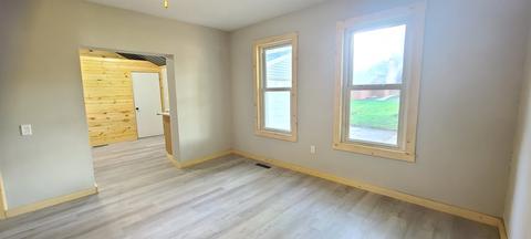 305 Elm St, Forreston, IL 61030 photo 12