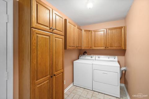 1661 Bartson Ln, Aurora, IL 60505 photo 9
