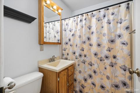 1661 Bartson Ln, Aurora, IL 60505 photo 10
