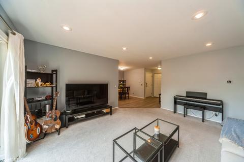 1157 Buckingham Ct #A2, Wheeling, IL 60090 photo 6