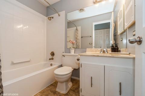 1157 Buckingham Ct #A2, Wheeling, IL 60090 photo 17