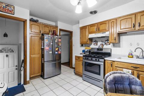 1615 N Taft Ave, Berkeley, IL 60163 photo 4