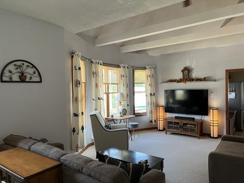 633 E Patton St, Paxton, IL 60957 photo 6