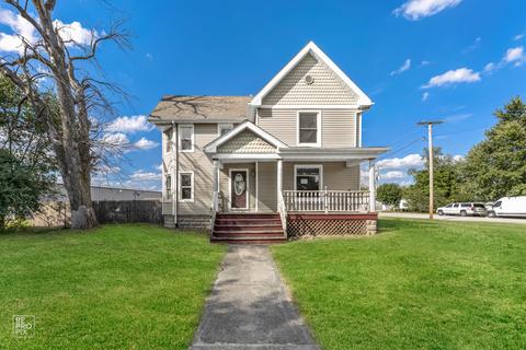 217 E Corning Ave, Peotone, IL 60468 photo 3