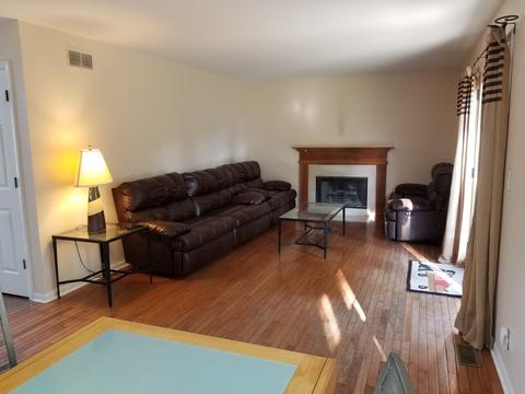 2759 Colonial Dr, Elgin, IL 60124 photo 22