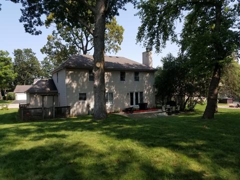 2759 Colonial Dr, Elgin, IL 60124 photo 5