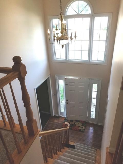 2759 Colonial Dr, Elgin, IL 60124 photo 14