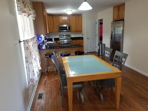 2759 Colonial Dr, Elgin, IL 60124 photo 16