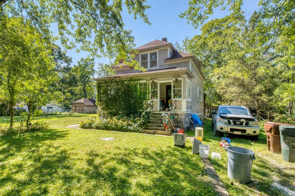 148 N Wabash Ave, Glenwood, IL 60425 photo 1