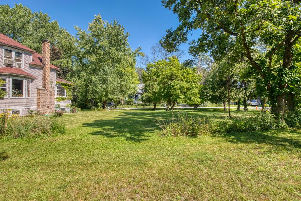  148 N Wabash Ave, Glenwood, IL 60425 photo 16