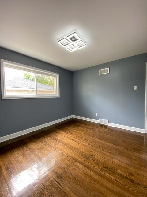 645 E 155th St, Phoenix, IL 60426 photo 11