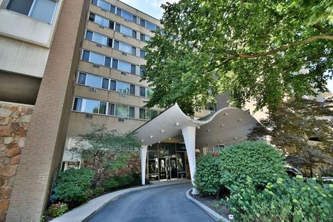 151 N Kenilworth Ave #4E, Oak Park, IL 60301 photo 1