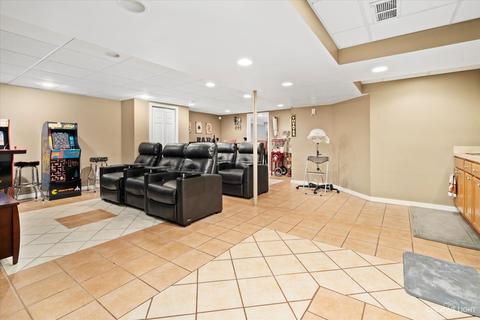 155 Brookside Dr, Elgin, IL 60123 photo 29