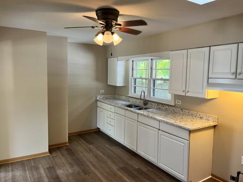 4334 149th St, Midlothian, IL 60445 photo 3