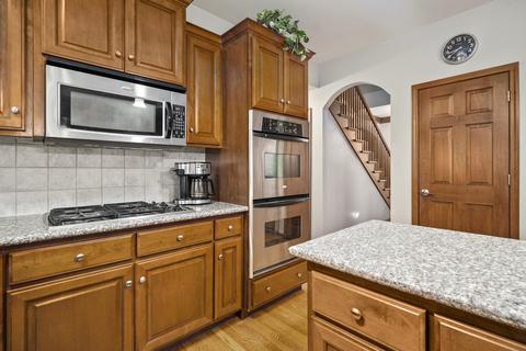 520 E Hunter Ln, Minooka, IL 60447 photo 9