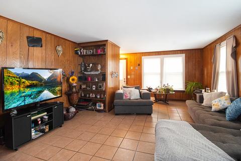 1100 Grove St, Aurora, IL 60505 photo 6