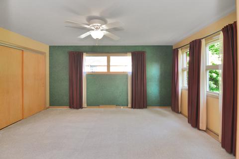 2107 E Taylor St, Bloomington, IL 61701 photo 28