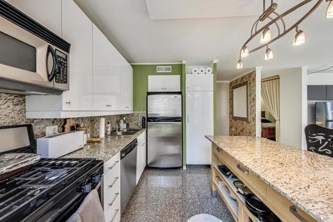 1 E Scott St #709, Chicago, IL 60610 photo 17