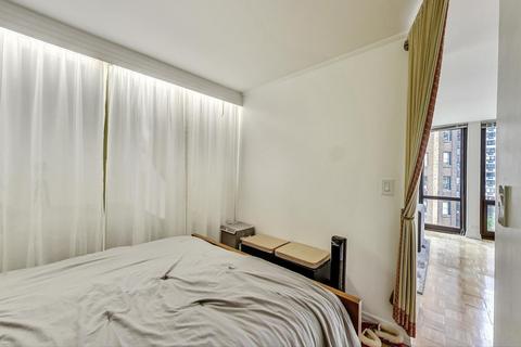 1 E Scott St #709, Chicago, IL 60610 photo 22
