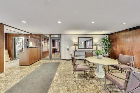 1 E Scott St #709, Chicago, IL 60610 photo 7