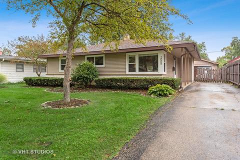 2009 Martin Ln, Rolling Meadows, IL 60008 photo 1